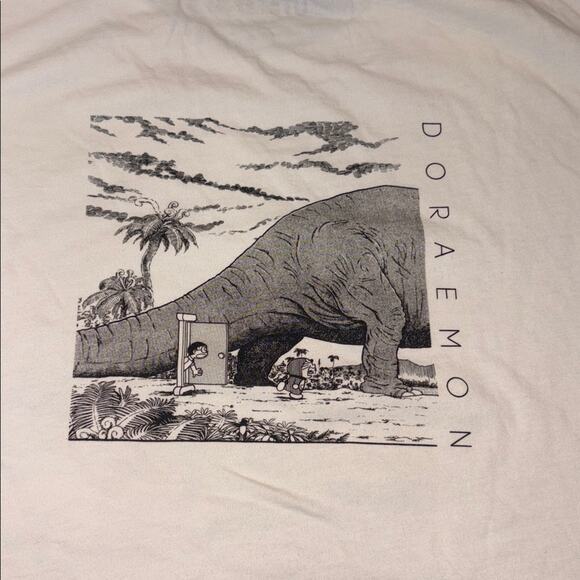 Uniqlo White Doraemon Two-sided Graphic Tee - Size S - Picture 2 of 5